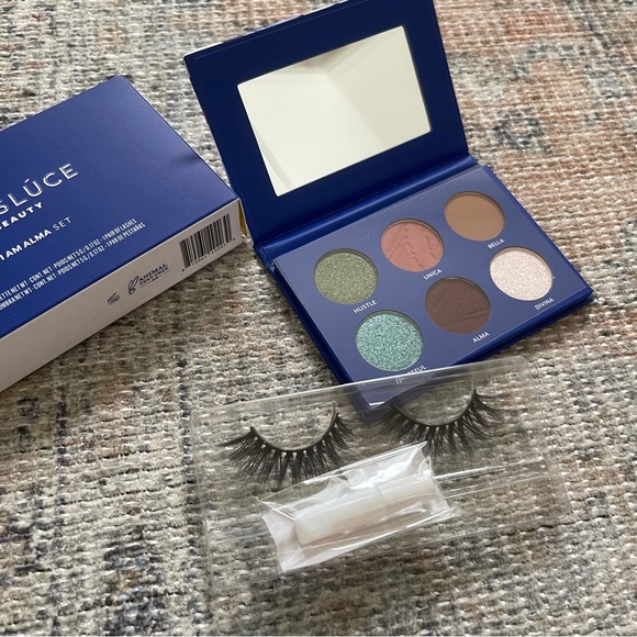 TRESLÚCE BEAUTY · I AM ALMA PALETTE + 5D LASH SET - Picture 5 of 7